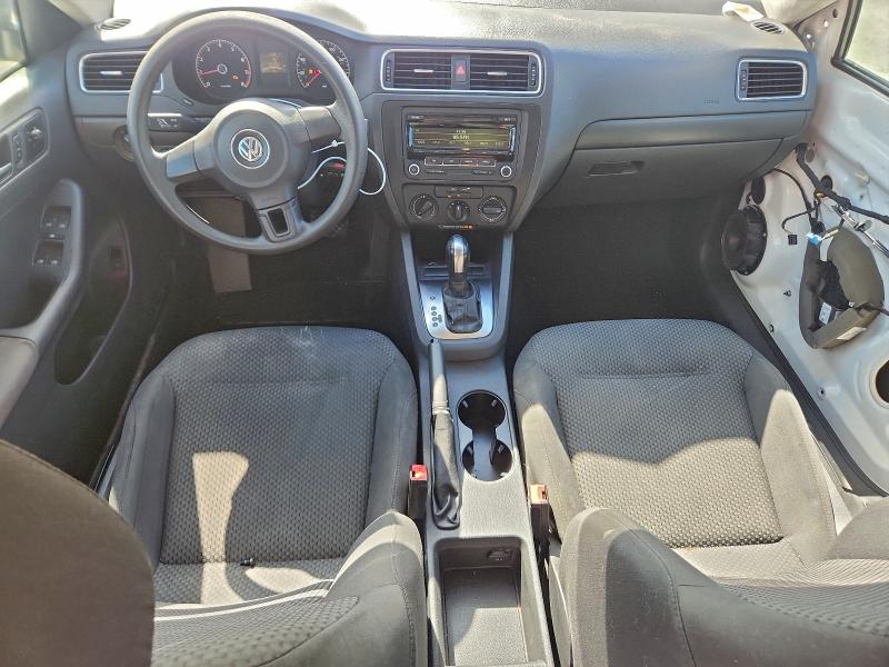 Photo 8 from auction – 2012 VOLKSWAGEN JETTA BASE with VIN 3VW2K7AJ7CM356706