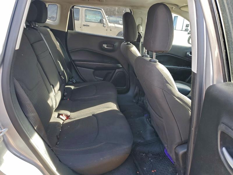 Photo 11 from auction – 2018 JEEP COMPASS SP with VIN 3C4NJCAB6JT125531
