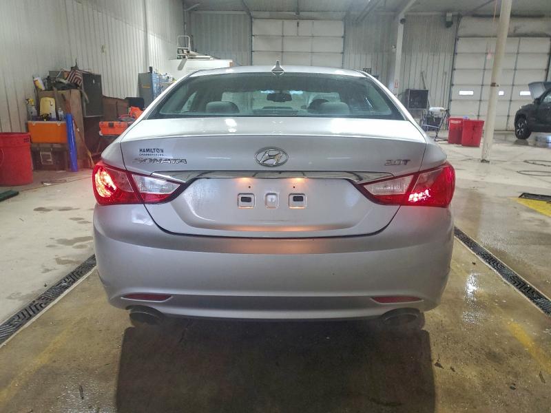 Photo 6 from auction – 2013 HYUNDAI SONATA SE with VIN 5NPEC4AB5DH748837