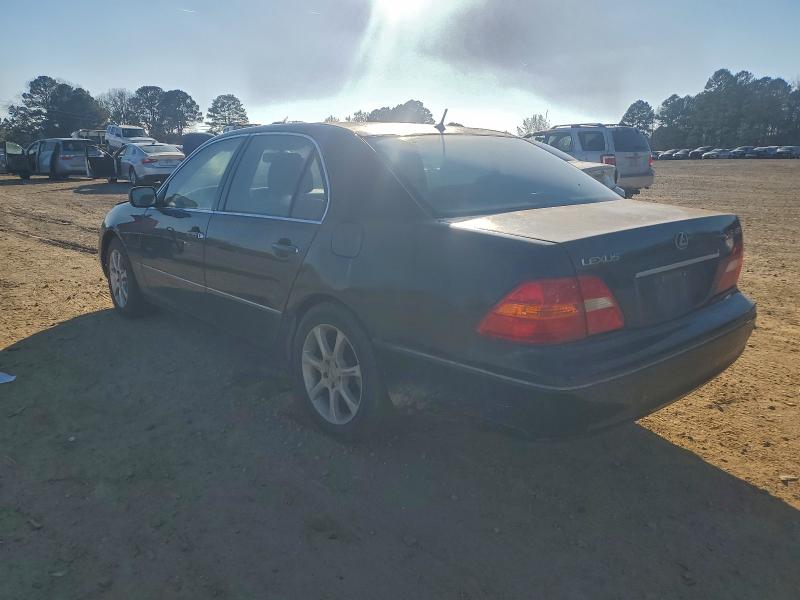 Photo 2 from auction – 2003 LEXUS LS 430 with VIN JTHBN30F530104311
