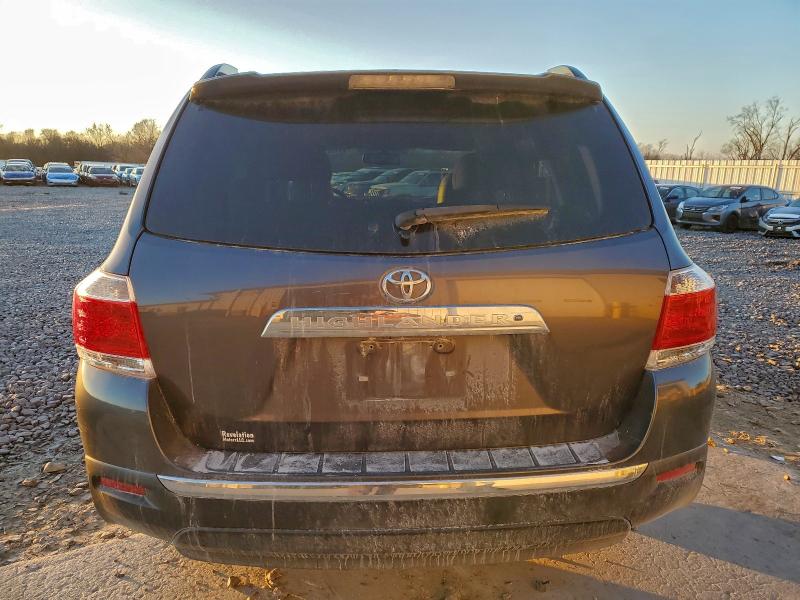 Zdjęcie 6 z aukcji – 2013 TOYOTA HIGHLANDER z VIN 5TDYK3EH0DS125869