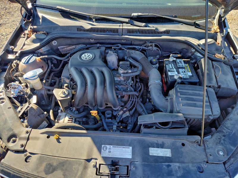 Photo 11 from auction – 2015 VOLKSWAGEN JETTA BASE with VIN 3VW2K7AJ7FM316324