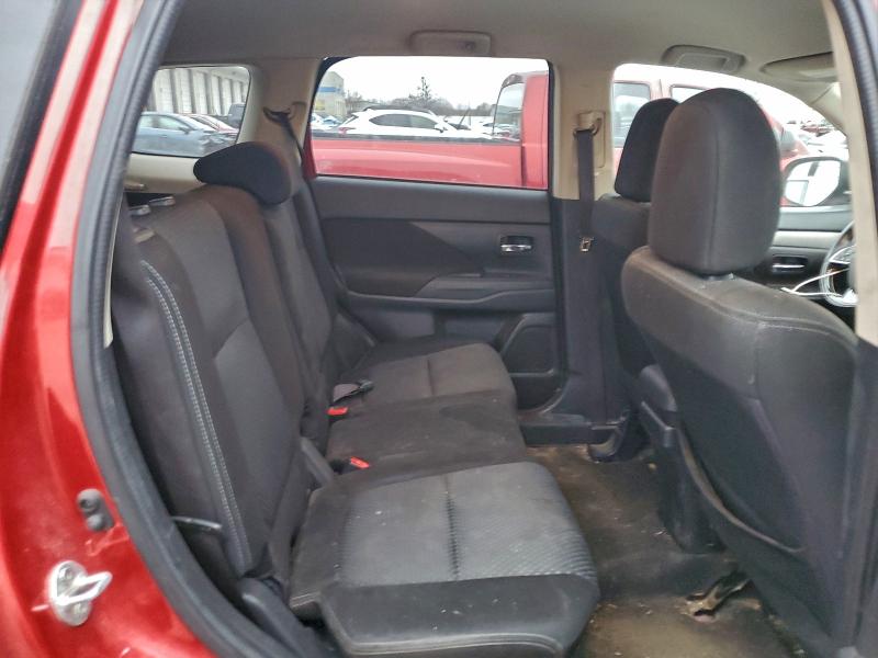 Photo 11 from auction – 2016 MITSUBISHI OUTLANDER with VIN JA4AD3A38GZ017079