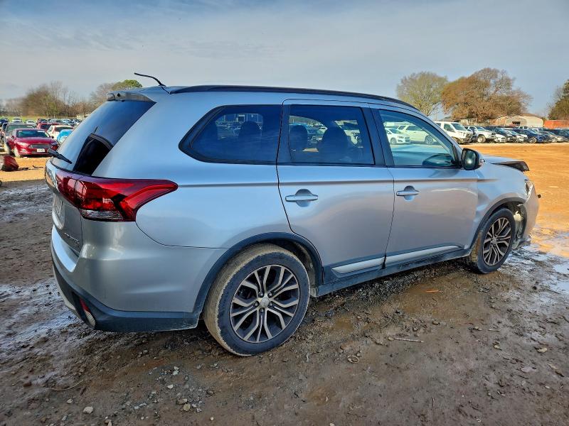 Photo 3 from auction – 2016 MITSUBISHI OUTLANDER with VIN JA4AD3A39GZ001859