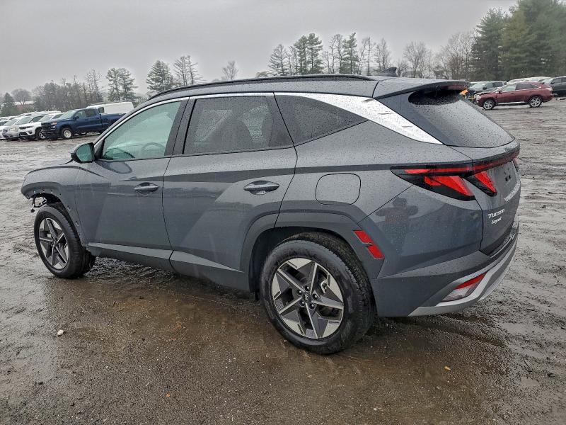 Photo 2 from auction – 2025 HYUNDAI TUCSON SEL with VIN 5NMJBCDE1SH569044