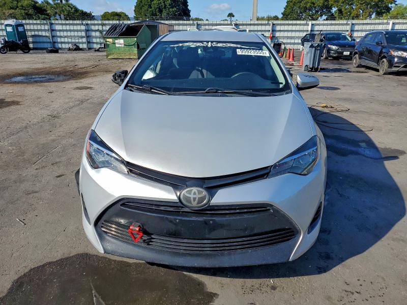 Photo 5 from auction – 2019 TOYOTA COROLLA with VIN 2T1BURHE5KC238937