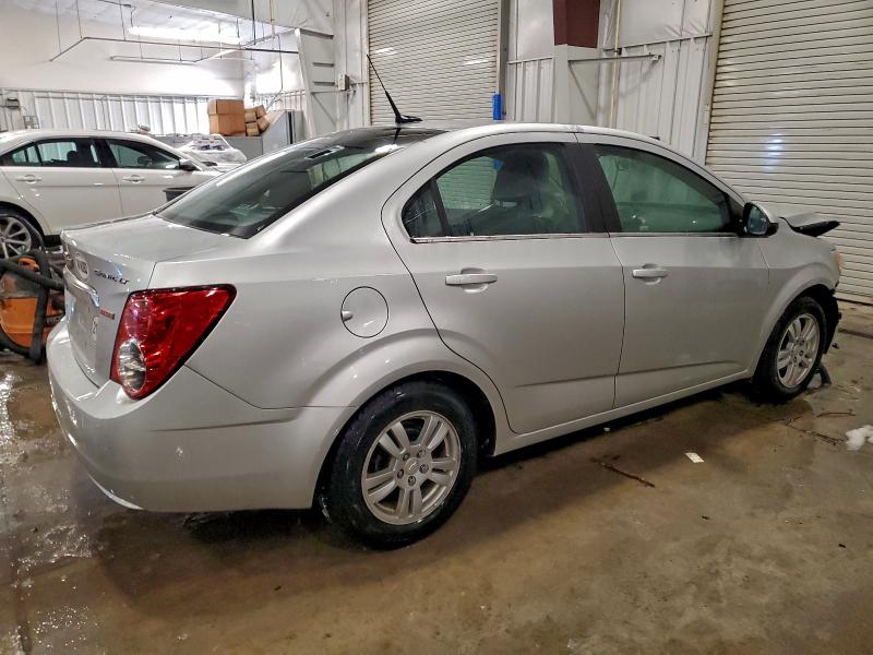 Photo 3 from auction – 2014 CHEVROLET SONIC LT with VIN 1G1JC5SB4E4194631