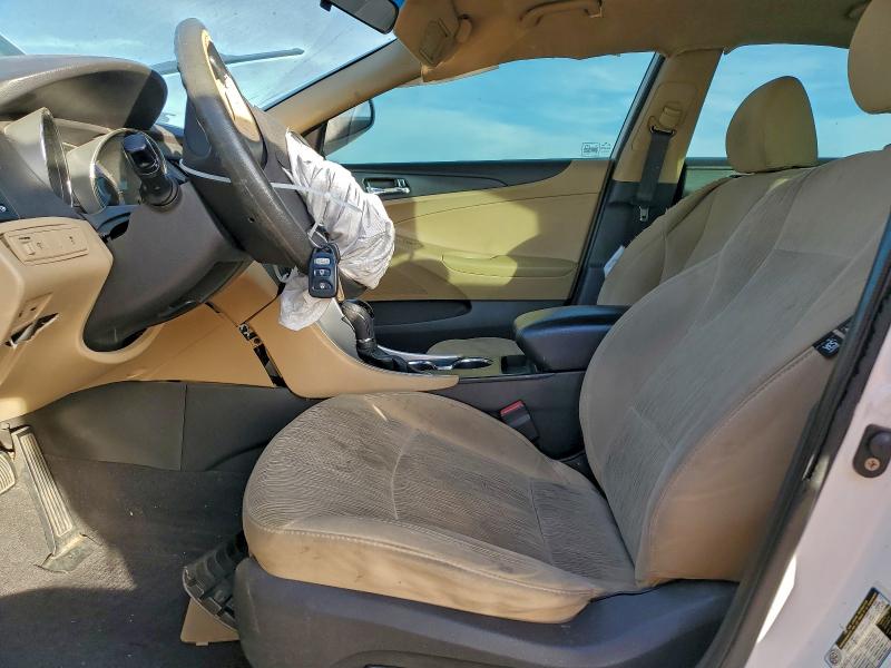 Photo 7 from auction – 2011 HYUNDAI SONATA GLS with VIN 5NPEB4AC4BH104528