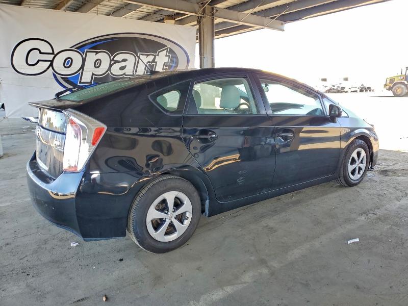 Photo 3 from auction – 2013 TOYOTA PRIUS with VIN JTDKN3DU6D1619694