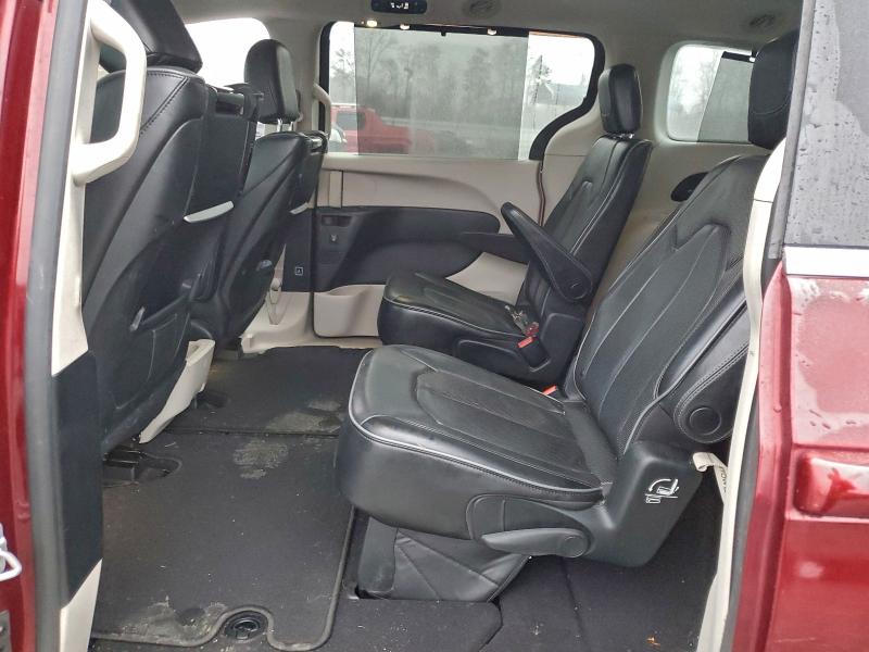 Photo 11 from auction – 2017 CHRYSLER PACIFICA L with VIN 2C4RC1GG0HR703719