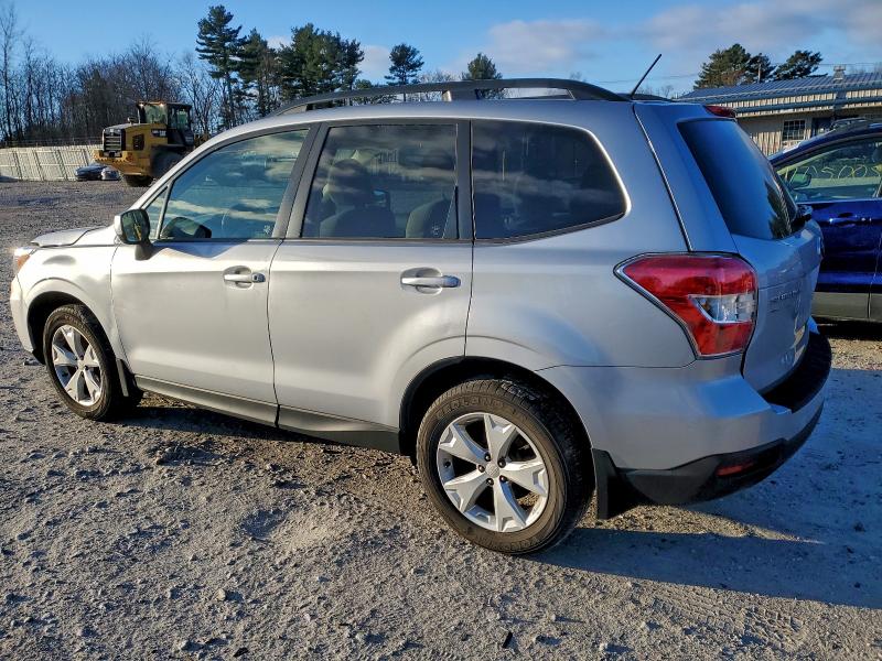 Photo 2 from auction – 2015 SUBARU FORESTER 2 with VIN JF2SJADC8FH823917