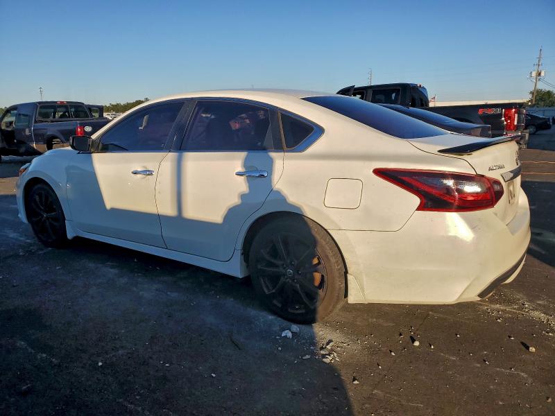 Photo 2 from auction – 2017 NISSAN ALTIMA 2.5 with VIN 1N4AL3AP4HC184660