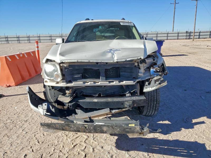 Photo 5 from auction – 2008 FORD EXPLORER E with VIN 1FMEU64E08UA68785