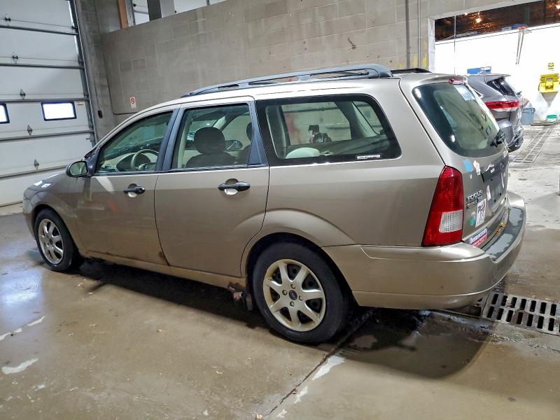 Photo 2 from auction – 2005 FORD FOCUS ZXW with VIN 1FAHP36N55W230615