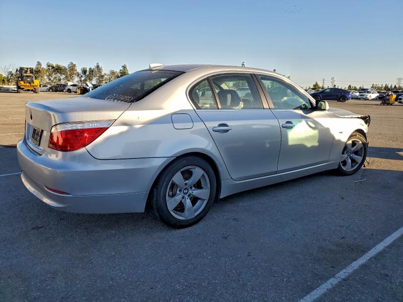 Photo 3 from auction – 2008 BMW 528 I with VIN WBANU53588C117329