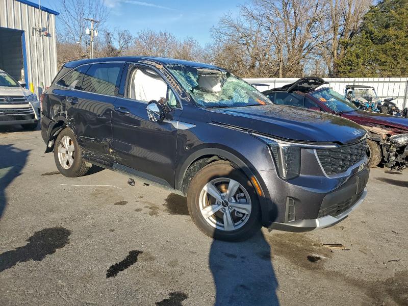Photo 4 from auction – 2025 KIA SORENTO with VIN 5XYRG4JC5SG403939