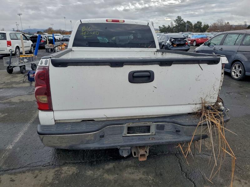 Photo 6 from auction – 2003 CHEVROLET SILVERADO with VIN 2GCEC19T931217622