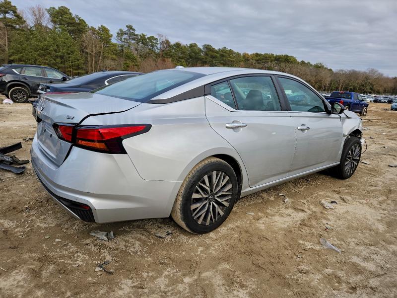 Photo 3 from auction – 2024 NISSAN ALTIMA SV with VIN 1N4BL4DV4RN301731
