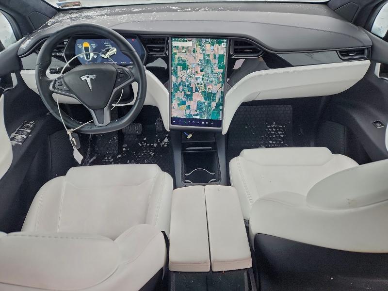 Photo 8 from auction – 2018 TESLA MODEL X with VIN 5YJXCBE25JF122190