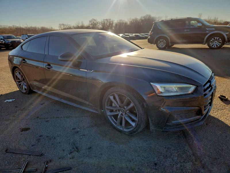 Photo 4 from auction – 2019 AUDI A5 with VIN WAUENCF54KA050468