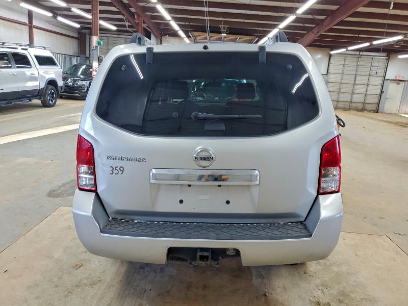 Photo 6 from auction – 2011 NISSAN PATHFINDER with VIN 5N1AR1NB2BC606195