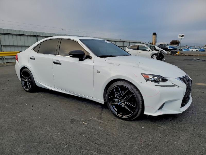 Photo 4 from auction – 2015 LEXUS IS 250 with VIN JTHCF1D29F5020688