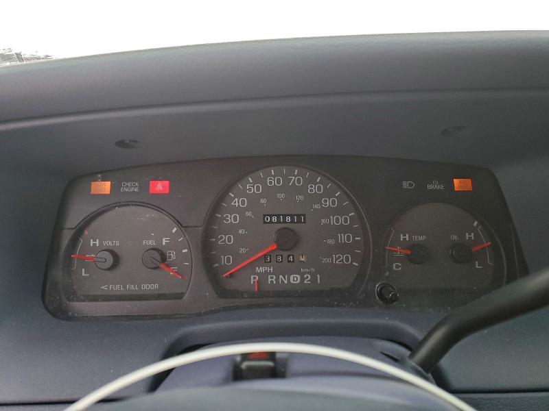 Photo 9 from auction – 2001 MERCURY GRAND MARQ with VIN 2MEFM75W21X697905