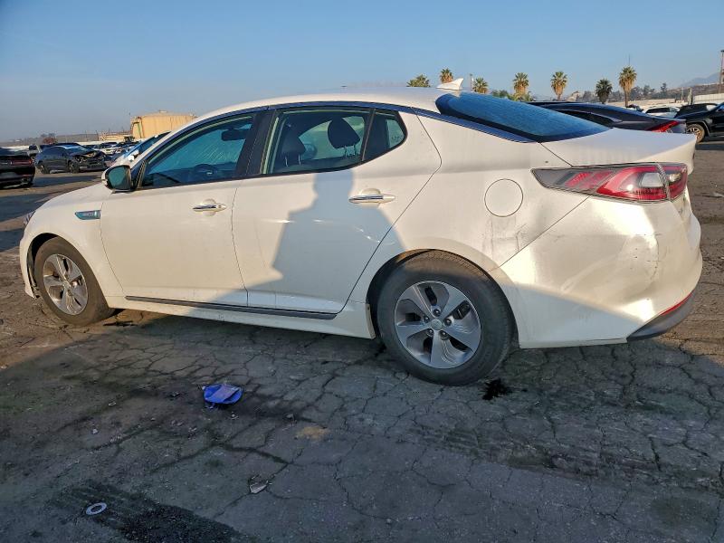 Photo 2 from auction – 2016 KIA OPTIMA HYB with VIN KNAGM4ADXG5099576