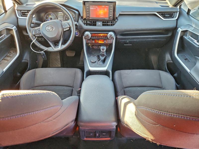 Photo 8 from auction – 2022 TOYOTA RAV4 SE with VIN JTM16RFV9ND526721