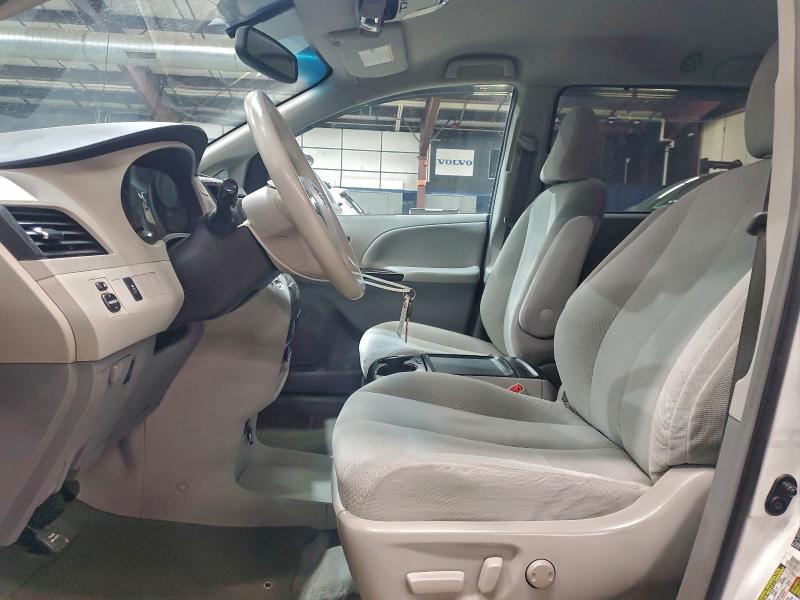 Photo 7 from auction – 2014 TOYOTA SIENNA with VIN 5TDKK3DCXES408017