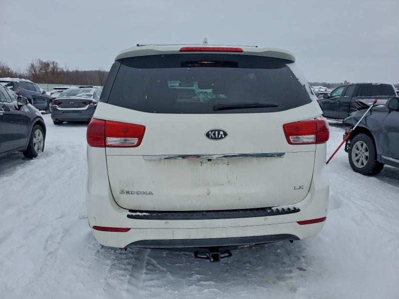 Photo 6 from auction – 2016 KIA SEDONA LX with VIN KNDMB5C19G6195214