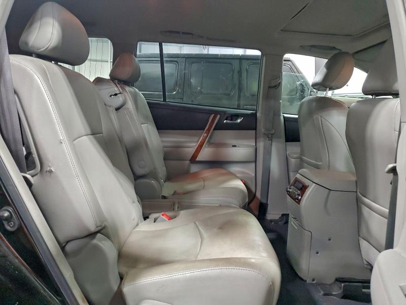 Photo 11 from auction – 2013 TOYOTA HIGHLANDER with VIN 5TDDK3EH3DS257023