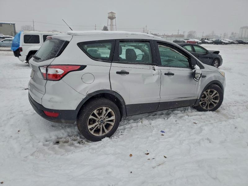 Photo 3 from auction – 2017 FORD ESCAPE S with VIN 1FMCU0F79HUB37752