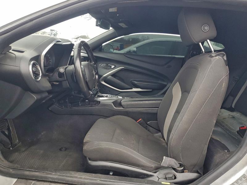 Photo 7 from auction – 2018 CHEVROLET CAMARO LT with VIN 1G1FB1RX8J0124554