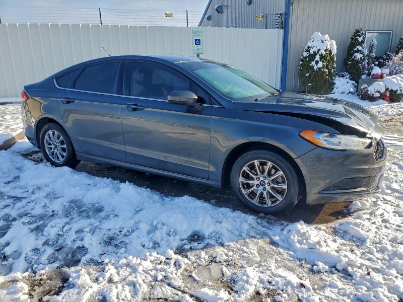 Photo 4 from auction – 2017 FORD FUSION S with VIN 3FA6P0G73HR309441