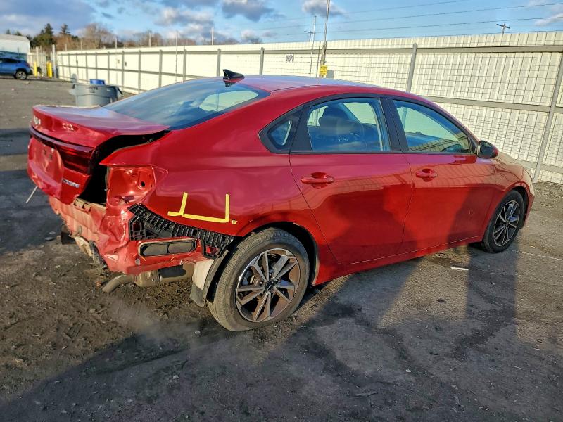 Photo 3 from auction – 2022 KIA FORTE FE with VIN 3KPF24AD3NE496813