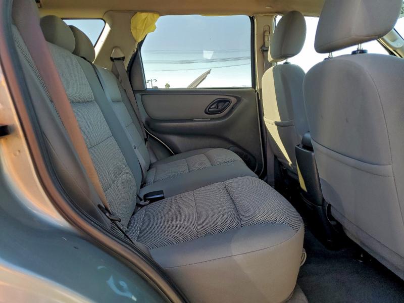 Photo 11 from auction – 2005 FORD ESCAPE XLT with VIN 1FMCU03135KA22653