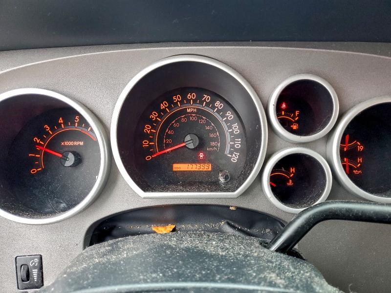 Photo 9 from auction – 2012 TOYOTA TUNDRA DOU with VIN 5TFRU5F15CX028171
