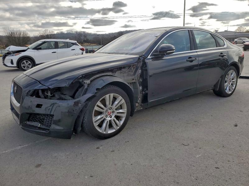 JAGUAR XF PREMIUM 2017 with VIN SAJBJ4BV2HCY29752 - Photo from auction