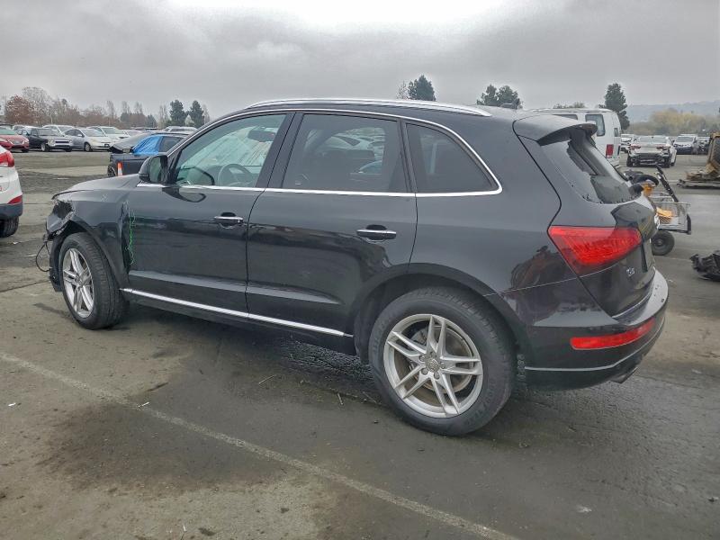 Photo 2 from auction – 2017 AUDI Q5 PREMIUM with VIN WA1L2AFP8HA015718