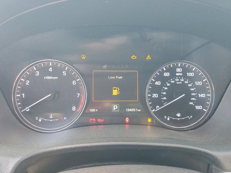 Photo 9 from auction – 2015 HYUNDAI GENESIS with VIN KMHGN4JF3FU085178