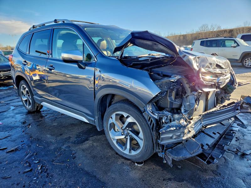 Foto 4 de la subasta – 2022 SUBARU FORESTER T con VIN JF2SKARC8NH477534