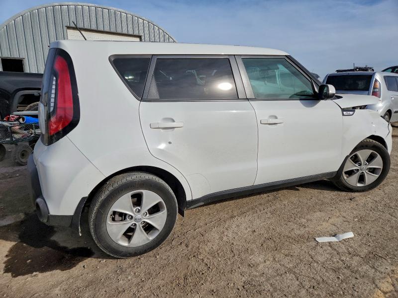 Photo 3 from auction – 2015 KIA SOUL with VIN KNDJN2A29F7134314