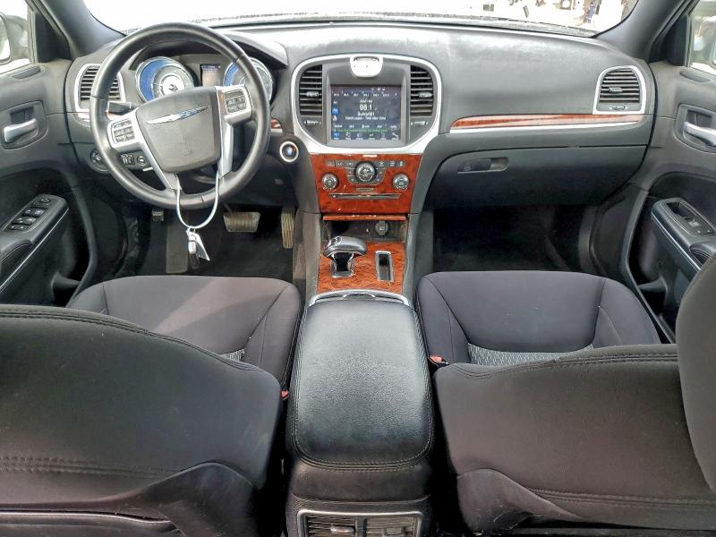 Photo 8 from auction – 2012 CHRYSLER 300 with VIN 2C3CCAAG6CH237943