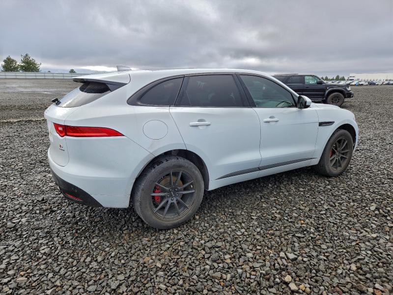 Photo 3 from auction – 2017 JAGUAR F-PACE S with VIN SADCM2BV2HA059907