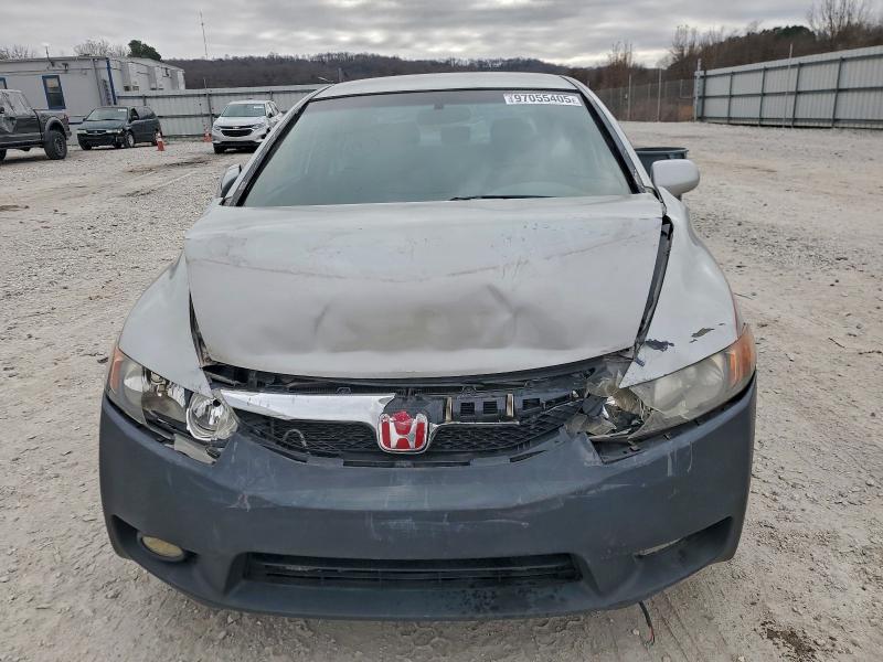 Photo 5 from auction – 2010 HONDA CIVIC LX with VIN 19XFA1F56AE074256