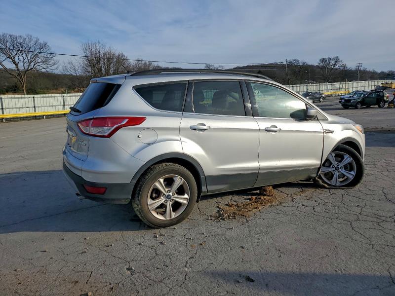 Photo 3 from auction – 2014 FORD ESCAPE SE with VIN 1FMCU0GX6EUC93600