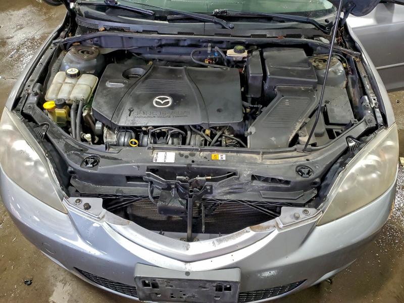 Photo 11 from auction – 2004 MAZDA 3 HATCHBAC with VIN JM1BK143941139993