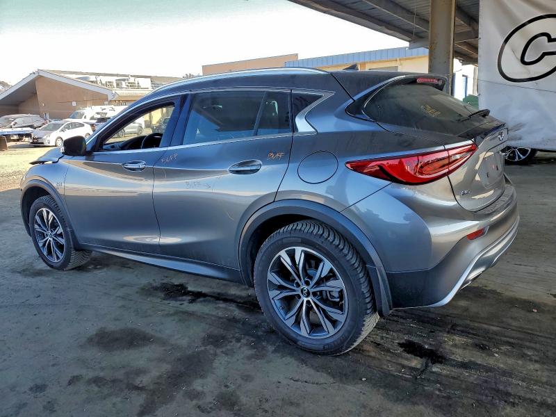 Photo 2 from auction – 2018 INFINITI QX30 BASE with VIN SJKCH5CR3JA054656