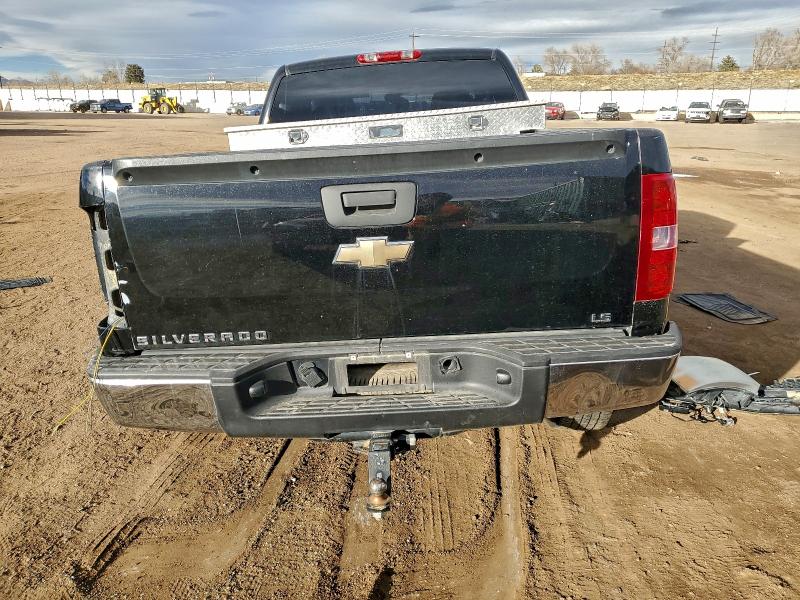 Photo 6 from auction – 2011 CHEVROLET SILVERADO with VIN 1GCRCREA6BZ147653